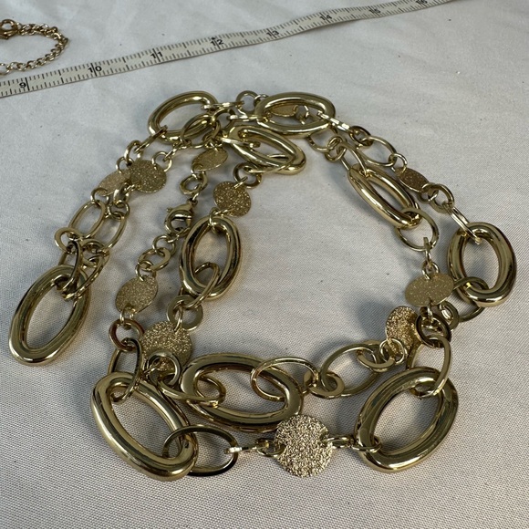 Two goldtone layering statement necklaces - Picture 4 of 6